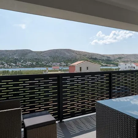Apartvilla Sol Pag Town